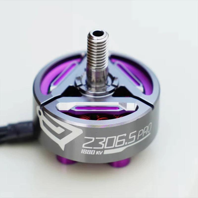 SpeedyBee BeeStorm 2306.5 Pro 1880KV Brushless Motor — 4-6S, 5" FPV Freestyle/Racing - TheDroneFlight