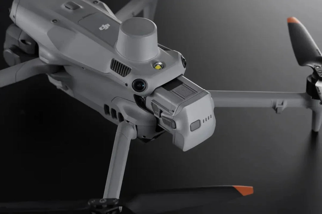 DJI Matrice 4 Series Intelligent Flight Battery — 99Wh, 6741mAh, Li-ion 4S, 49-Min Flight Time, 207W Charging